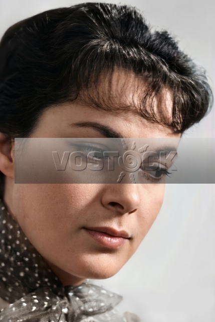 Элина Быстрицкая
