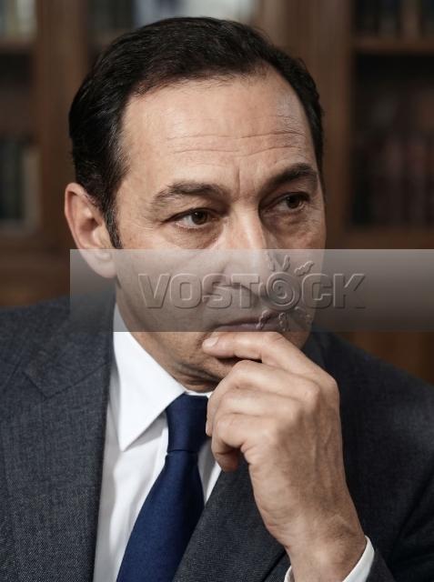 Вячеслав Тихонов