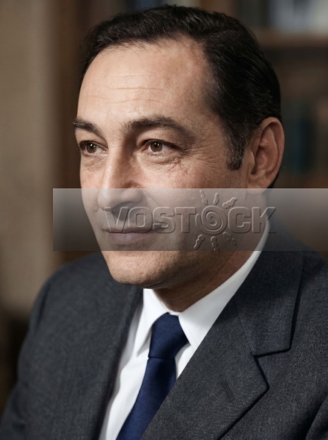 Вячеслав Тихонов